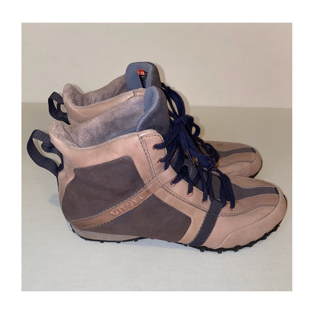 DIESEL LAVENDER HIGH TOP TENNIS SHOES
